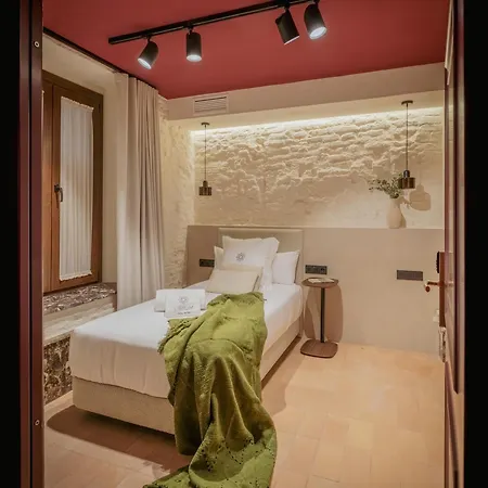 Lirium Casa Patio Guest house Seville