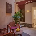 Lirium Casa Patio 3*