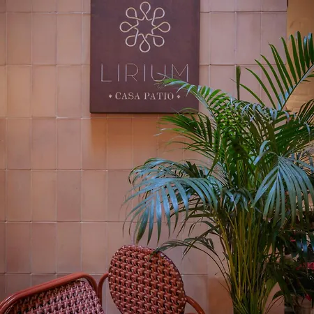 Casa de hóspedes Lirium Casa Patio 3*