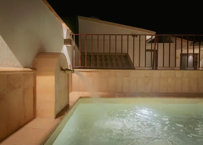 Pensionat Lirium Casa Patio