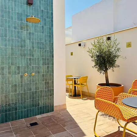 Lirium Casa Patio Pensionat Sevilla